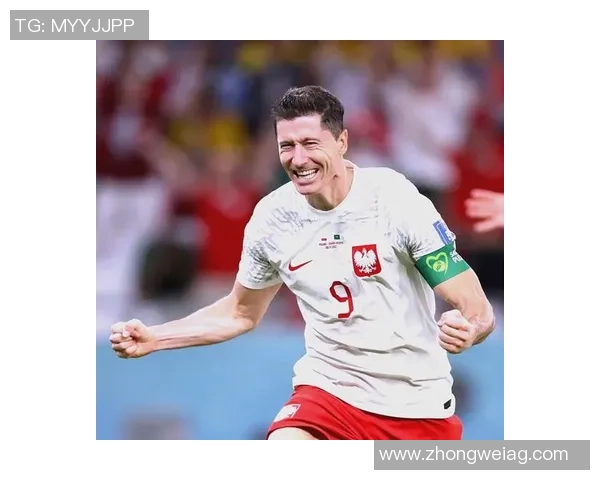 2018世界杯日本波兰全场精彩集锦：一场关乎荣耀与尊严的较量